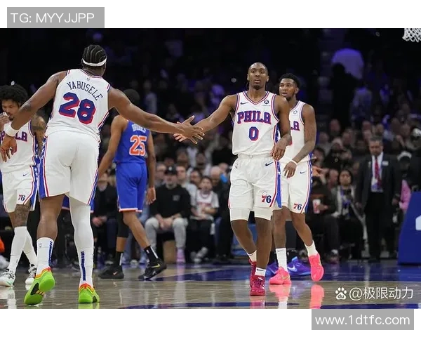 2018年11月NBA76人对阵黄蜂精彩回顾与赛后分析